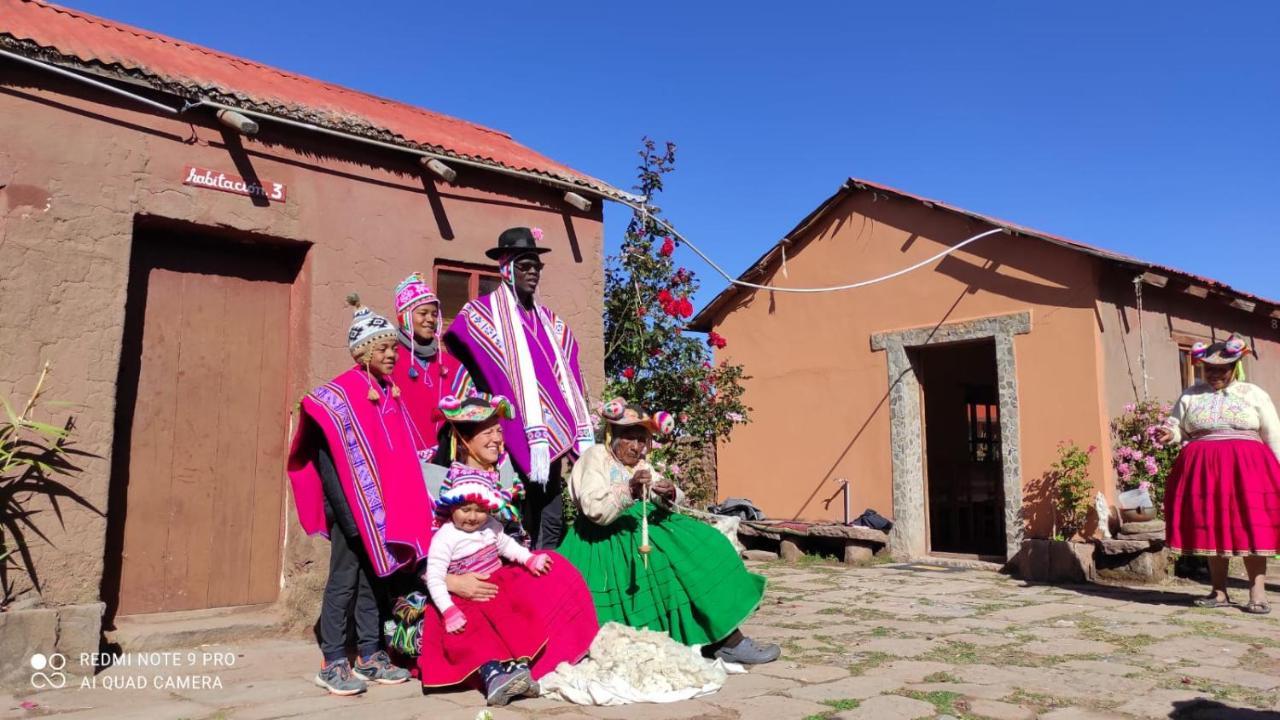 Hospedaje Rural La Florida En Llachon, Titicaca Puno Luaran gambar